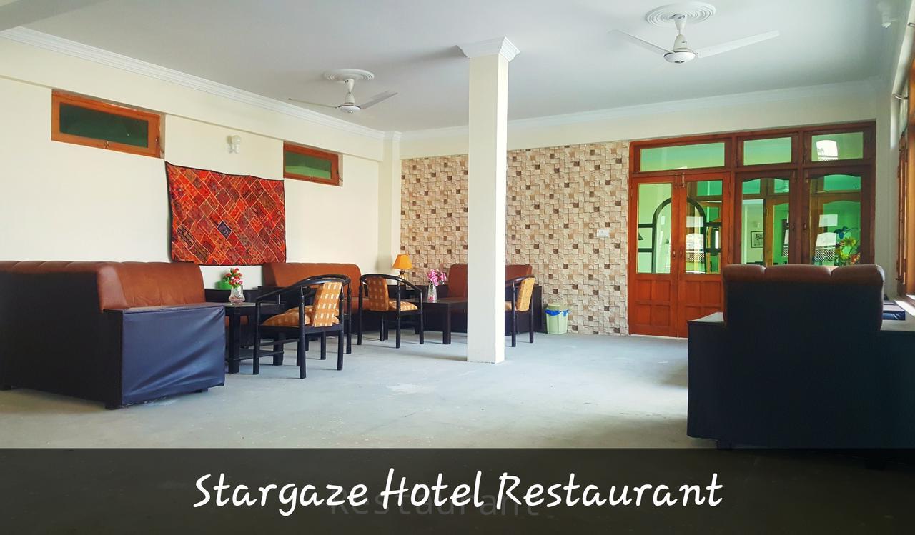 Stargaze Hotel & Apartment Abbottabad Exteriör bild